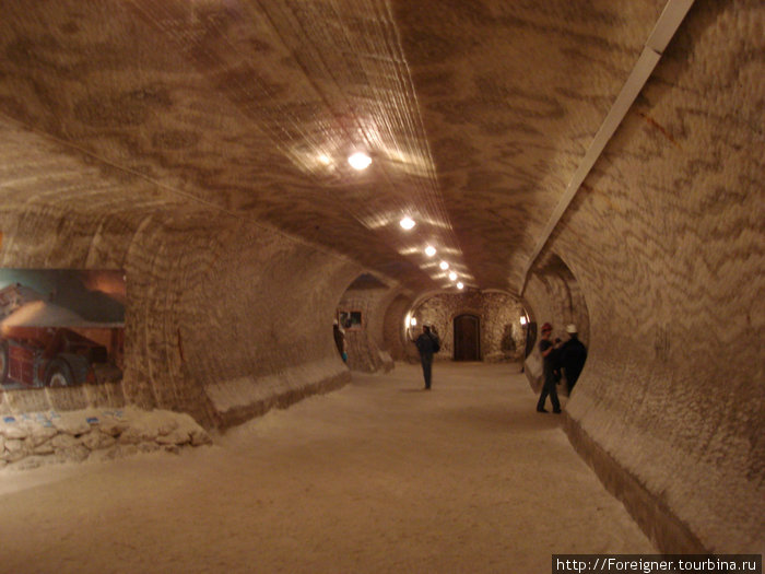 Соляной тоннель — в нем все из соли. Соледар, Украина