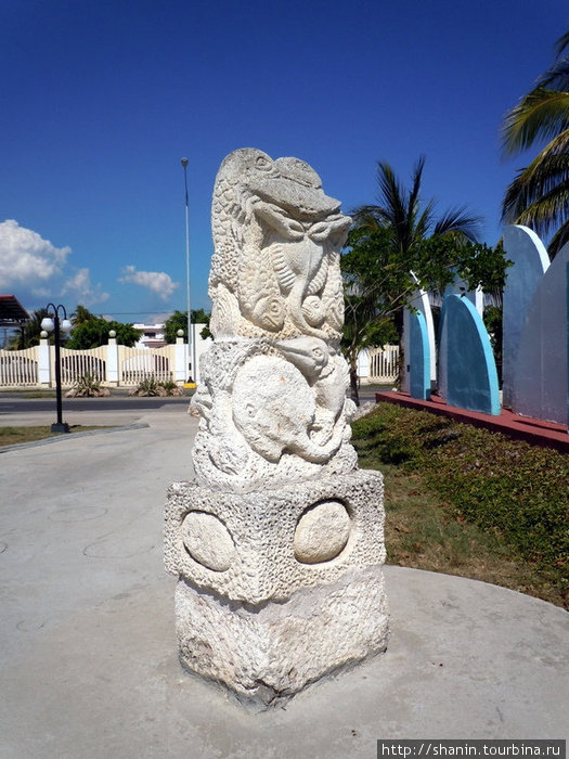 Малекон Сьенфуэгос, Куба