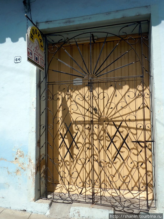 Дверь Санкти-Спиритус, Куба