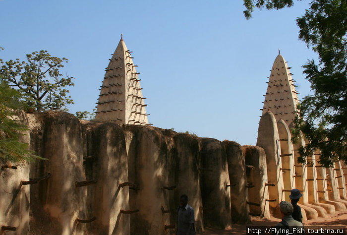 Бобо-Диуласо. Большая Мечеть (1890-е гг.) Буркина-Фасо