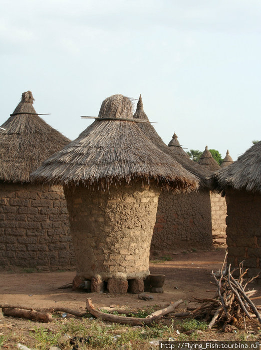 Традиционные амбарчики Буркина-Фасо