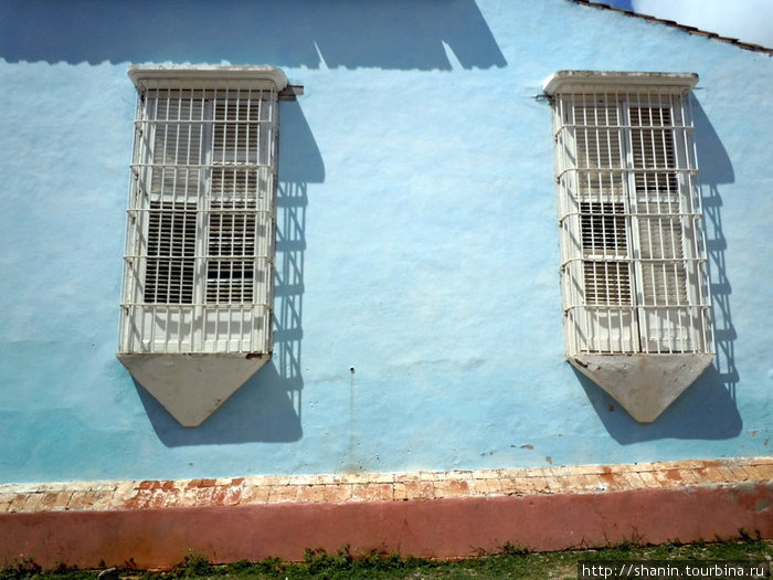 Дом с окнами Тринидад, Куба