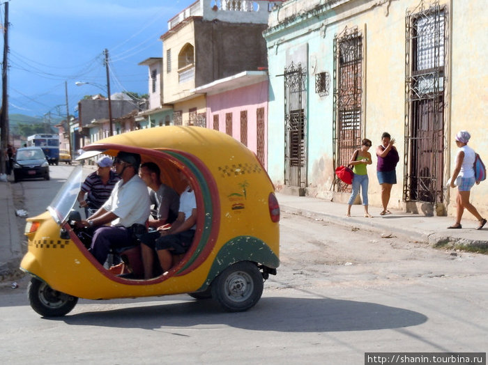 Микро-такси Тринидад, Куба