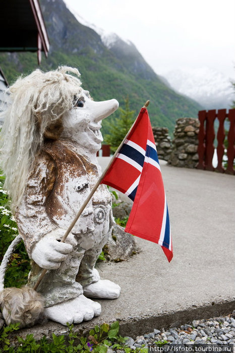 День Конституции празднуют даже тролли. Норвегия