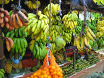 Но самое лучшее — это шриланкийские ананасы, если вы не пробовали шриланкийские ананасы, то не надо говорить, что вы знаете, каким должен быть ананас))))