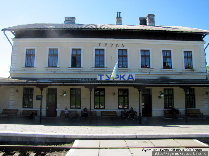 Вокзал. Львовская область, Украина