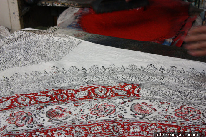 О том как делают Исфаганские скатерти. Исфахан, Иран