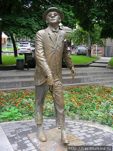 Город занятных скульптур Киев, Украина