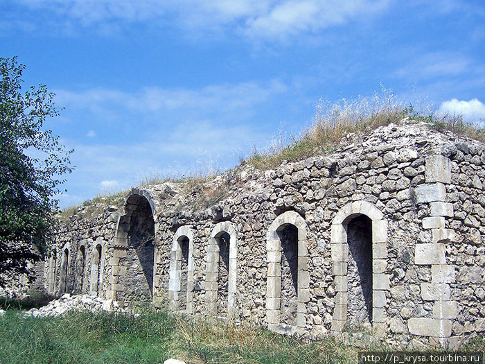 Стены монастыря Амарас Монастырь, Азербайджан