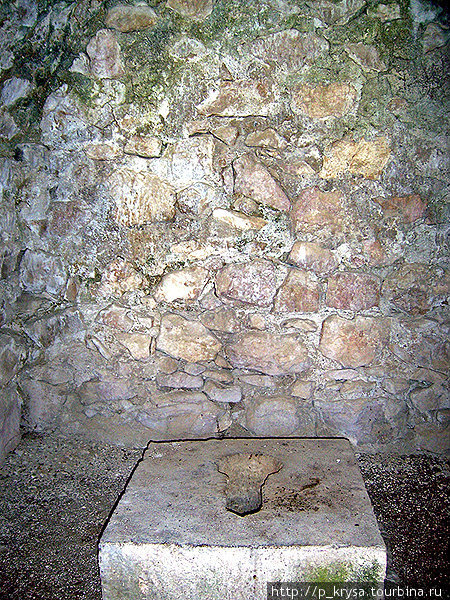 Древний туалет Амарас Монастырь, Азербайджан