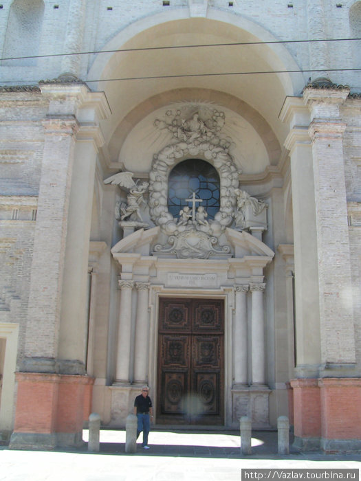 Церковный портал Парма, Италия