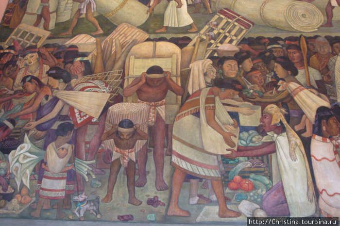 Скота и вьючных животных не было, вся ноша переносилась на плечах. На сколько ацтеки были развиты: внизу на фреске изображение деревянной игрушечной собачки на колесах. Лысая мексиканская собачка. Мехико, Мексика