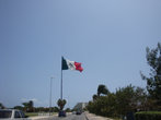 Мексиканский флаг признан одним из самых красивых в мире. Я согласна.