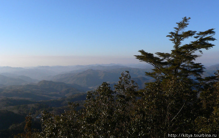 Вид с вершины горы Хаттодзи Хаттодзи, Япония