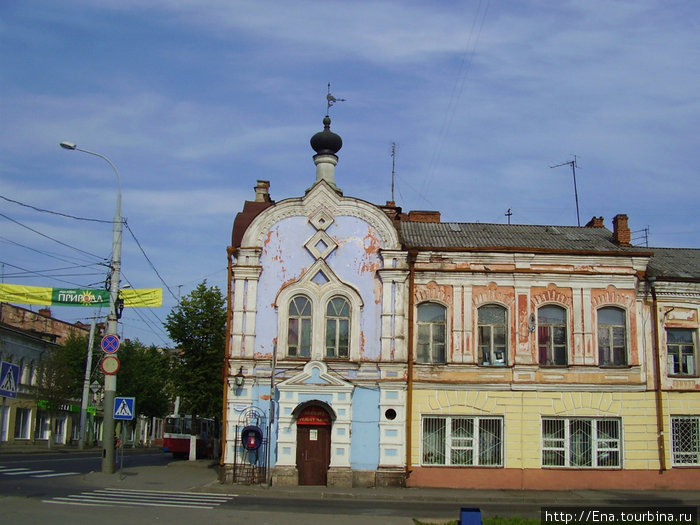 27.06.2010. Рыбинск. Перекресток ул. Крестовая и ул. Стоялой Рыбинск, Россия