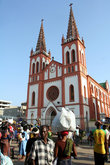 Кафедральный собор в Ломе