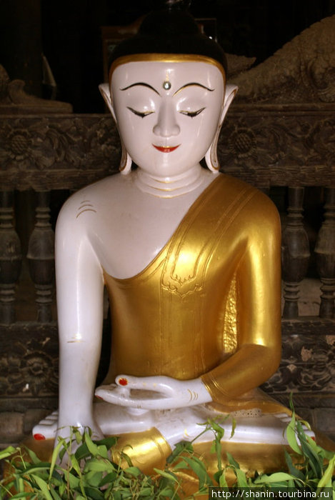 Будда Амарапура, Мьянма
