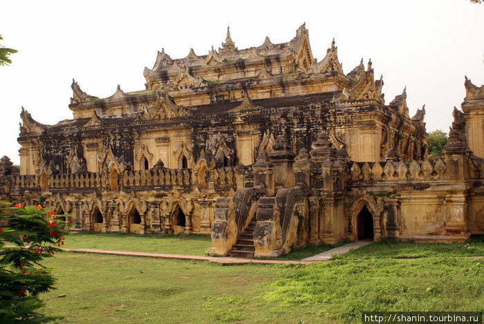 Монастырь Амарапура, Мьянма