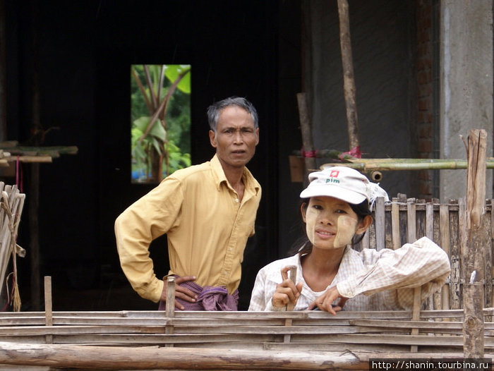 В боевой раскраске Пья, Мьянма