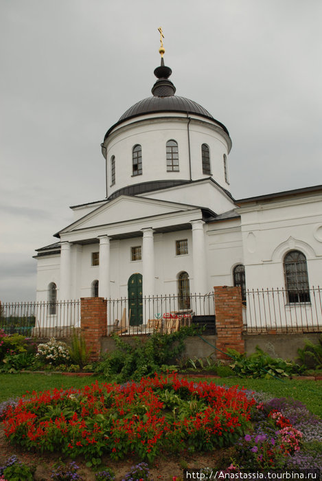 Новосергиево храм