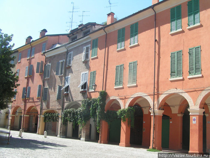 Характерные дома Модена, Италия