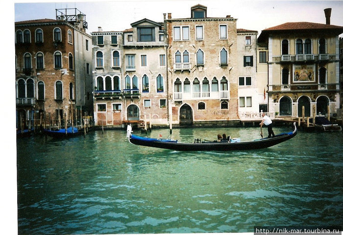 Венеция с гондольером. Венеция, Италия