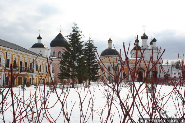 Давидова Пустынь. Серпухов (март 2009) Серпухов, Россия