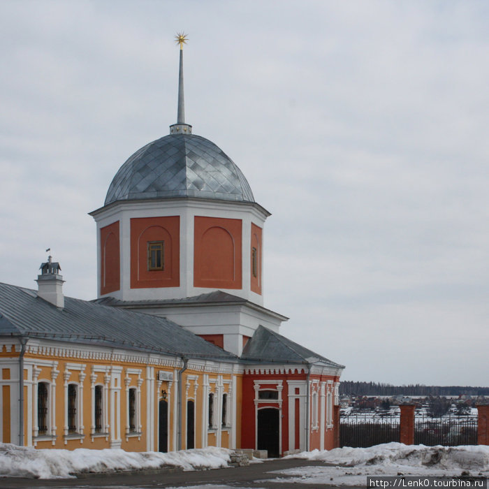 Давидова Пустынь. Серпухов (март 2009) Серпухов, Россия