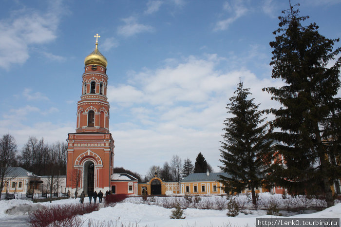 Давидова Пустынь. Серпухов (март 2009) Серпухов, Россия