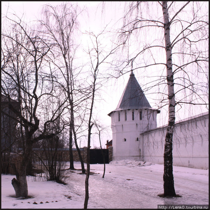 Давидова Пустынь. Серпухов (март 2009) Серпухов, Россия