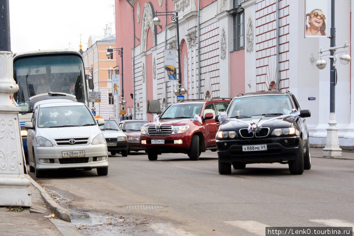 Серединка на пути из Питера в Москву (окт 2008) Тверь, Россия