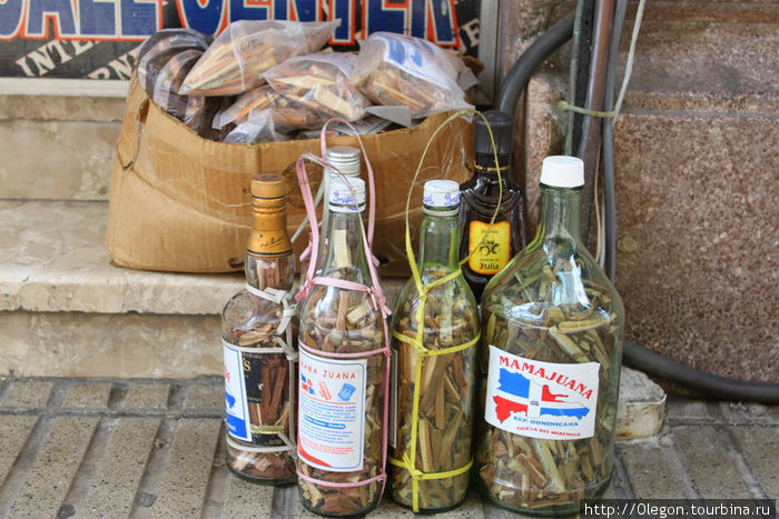 Продажа съестного и сувениров-безделушек Доминиканская Республика