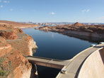 Озеро Пауэлл. Искусственный бассейн на реке Колорадо. Второе по объему водохранилище в США.