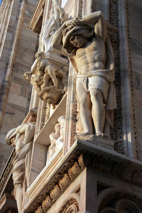 фрагмент фасада Милан, Италия