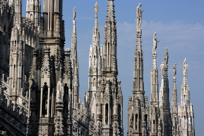 на крыше собора Милан, Италия