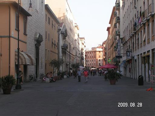 Торговая улица Ливорно, Италия