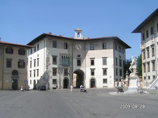 Замысловатые ворота Пиза, Италия