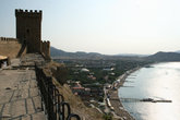Вид на Судак и городской пляж с Генуэзской крепости