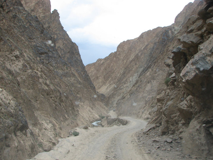 Дорога среди гор. Афганистан