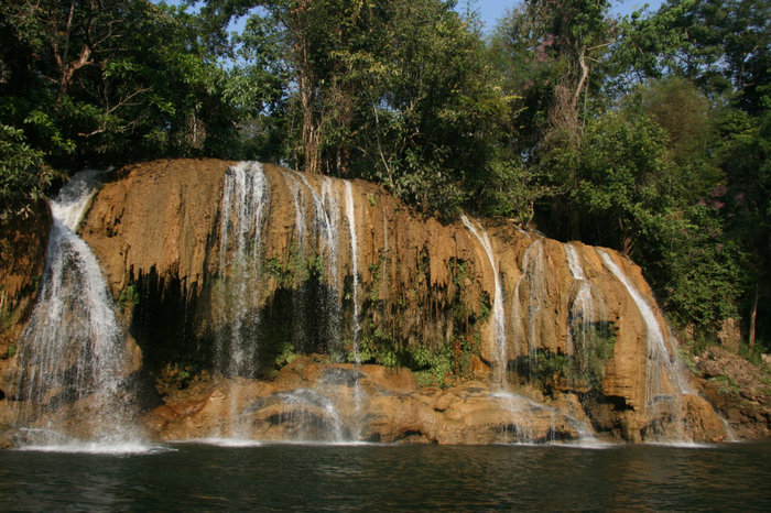 водопад на реке Квай Канчанабури, Таиланд