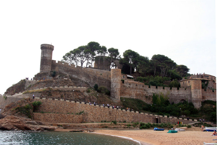 замок в Тосса-де-Мар Тосса-де-Мар, Испания
