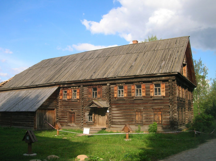 Дом сельской семьи Кострома, Россия