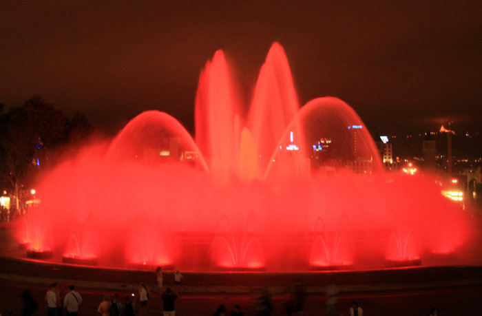 фонтан Монжуик в Барселоне Барселона, Испания