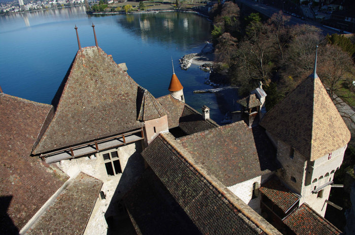 Шильонский замок - внешний вид - ч.II Монтрё, Швейцария