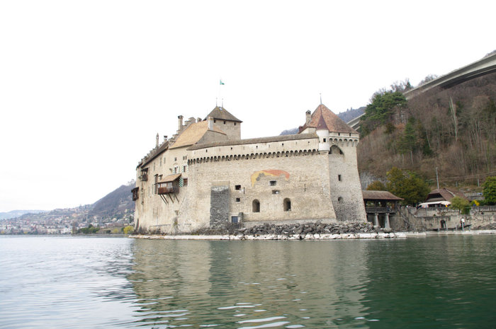 Шильонский замок - внешний вид - ч.III Монтрё, Швейцария