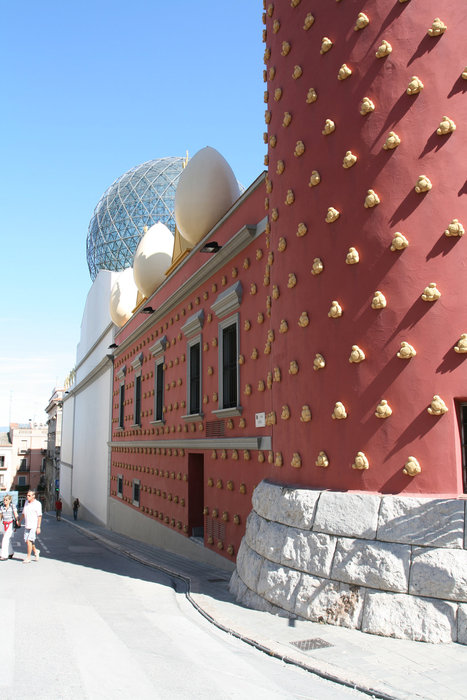 Театр-музей Дали Фигерас, Испания