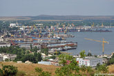 Вид на Керченский порт.
