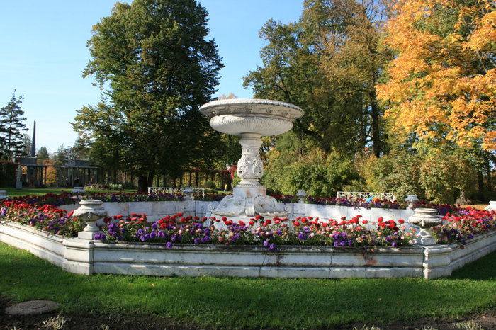 Парк в Пушкине Санкт-Петербург и Ленинградская область, Россия