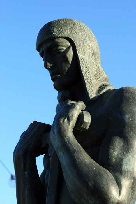 монумент освободителям острова Санта-Крус-де-Тенерифе, остров Тенерифе, Испания