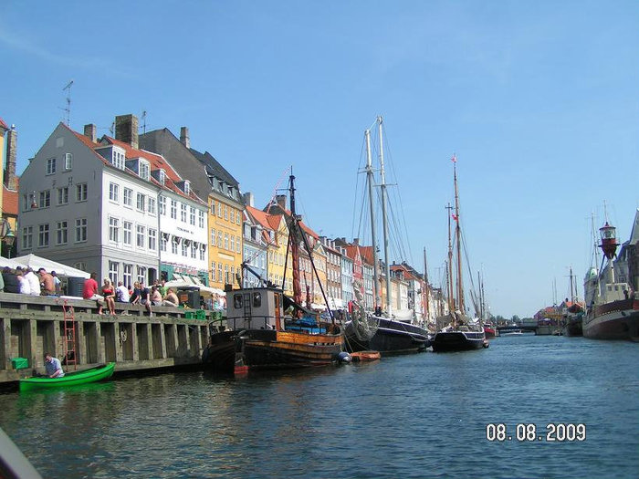Стартовая точка большинства маршрутов, конец канала Ньюхавн Копенгаген, Дания